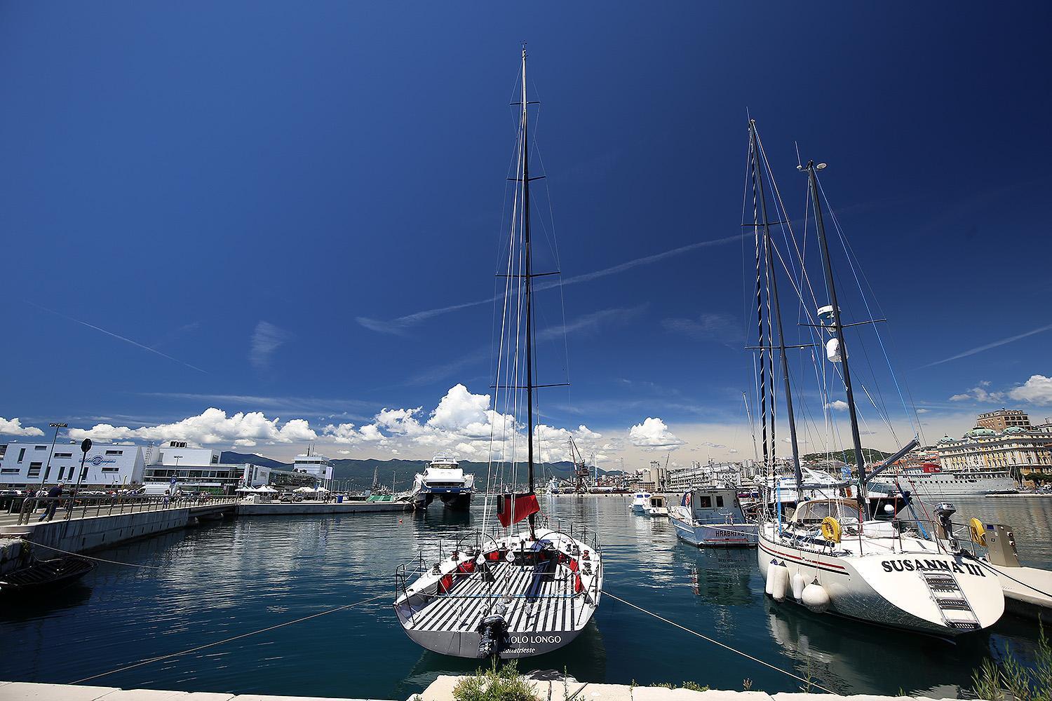 Centrally Located Studio Apartment Seagull Rijeka Exterior foto